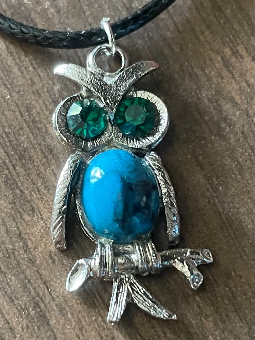Vtg Owl Pendant Necklace Silver Tone Faux Turquoise Green Rhinestone Eyes EUC